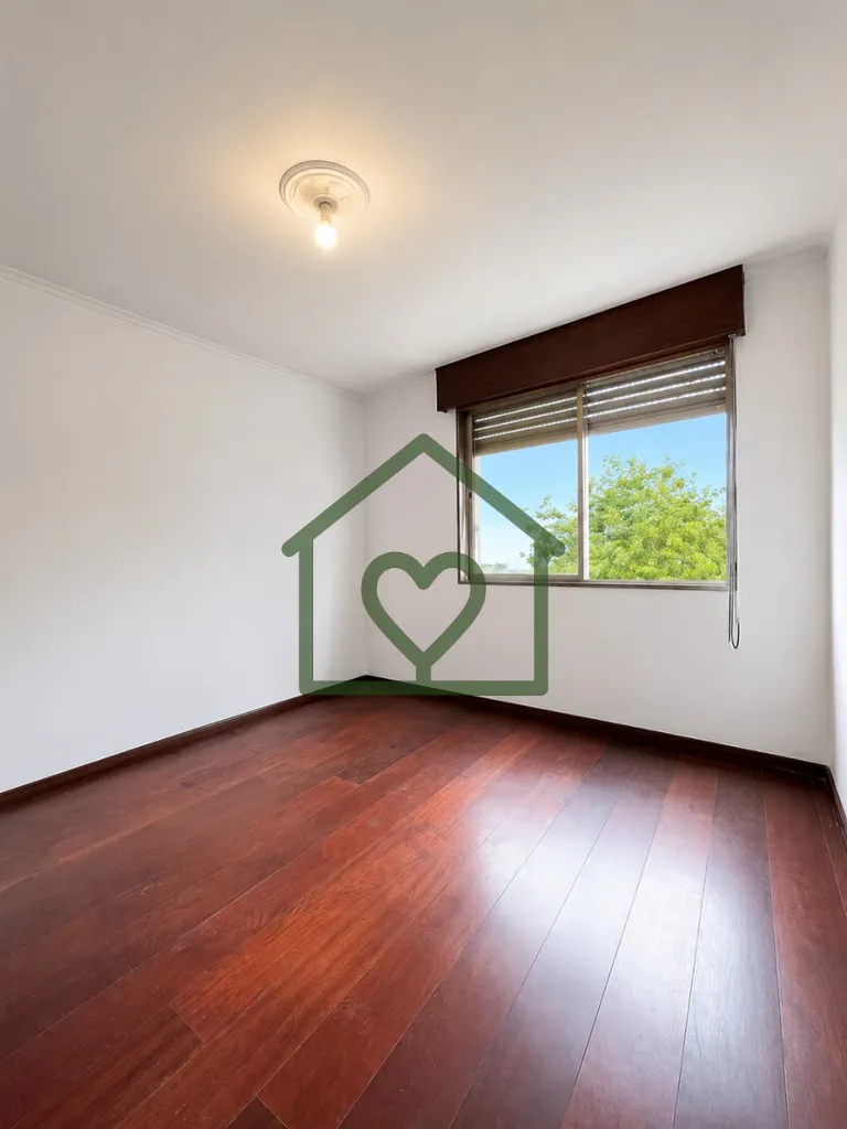 Imagem **Apartamento 1 dormitório à venda ou locação no Passo da Areia - Porto Alegre** 
 
Excelente op...