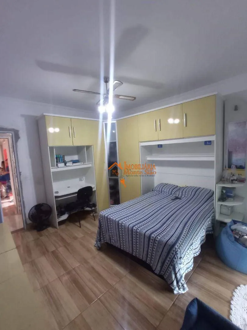 Imagem Sobrado com 4 dormitórios à venda, 438 m² por R$ 985.000,00 - Jardim Santa Clara - Guarulhos/SP