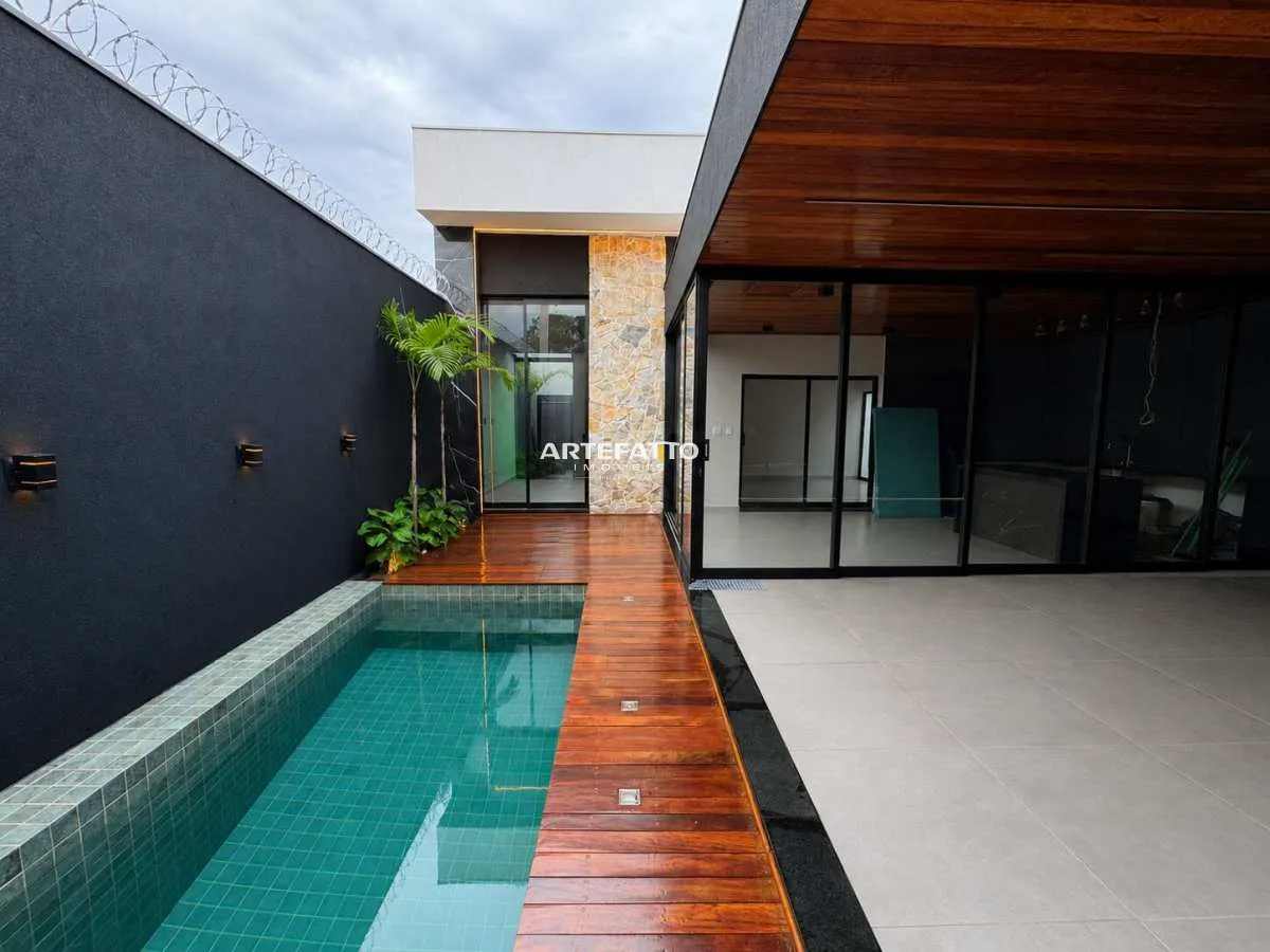 Foto do imóvel Lindíssima residência a venda no Primo Meneghetti 2