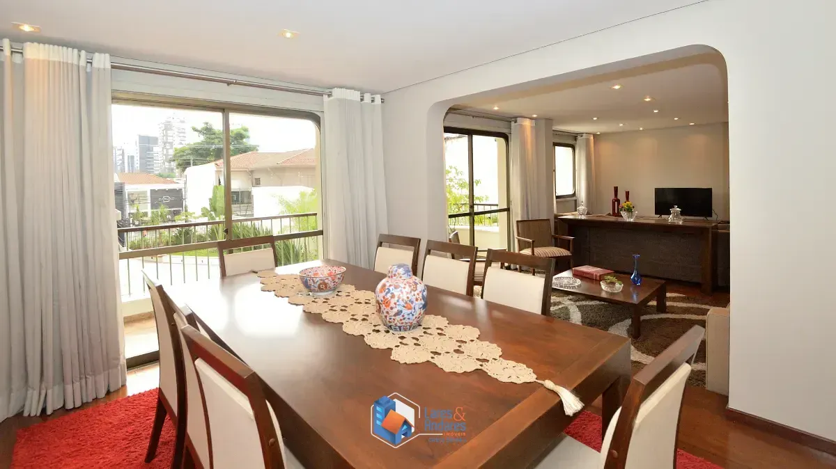 Imagem Apartamento para venda em Itaim Bibi com 4 quartos, sendo 2 suítes, 196m²