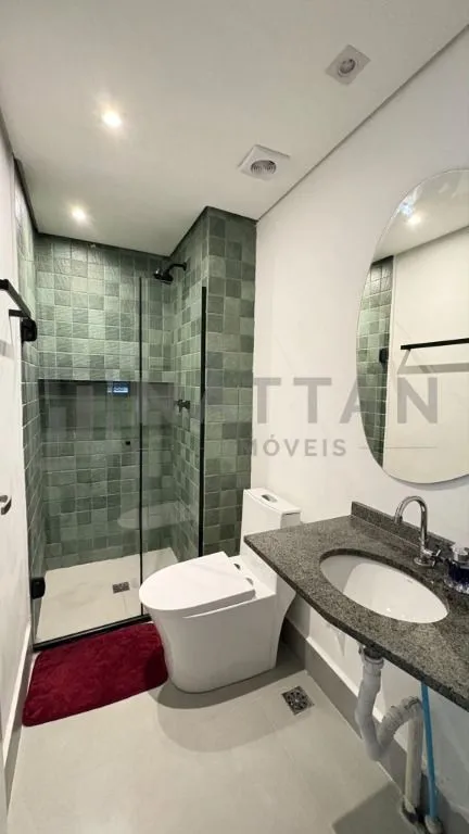 Imagem Apartamento com 2 dormitórios e suíte, 49,73 m², sacada e condomínio com piscina e academia