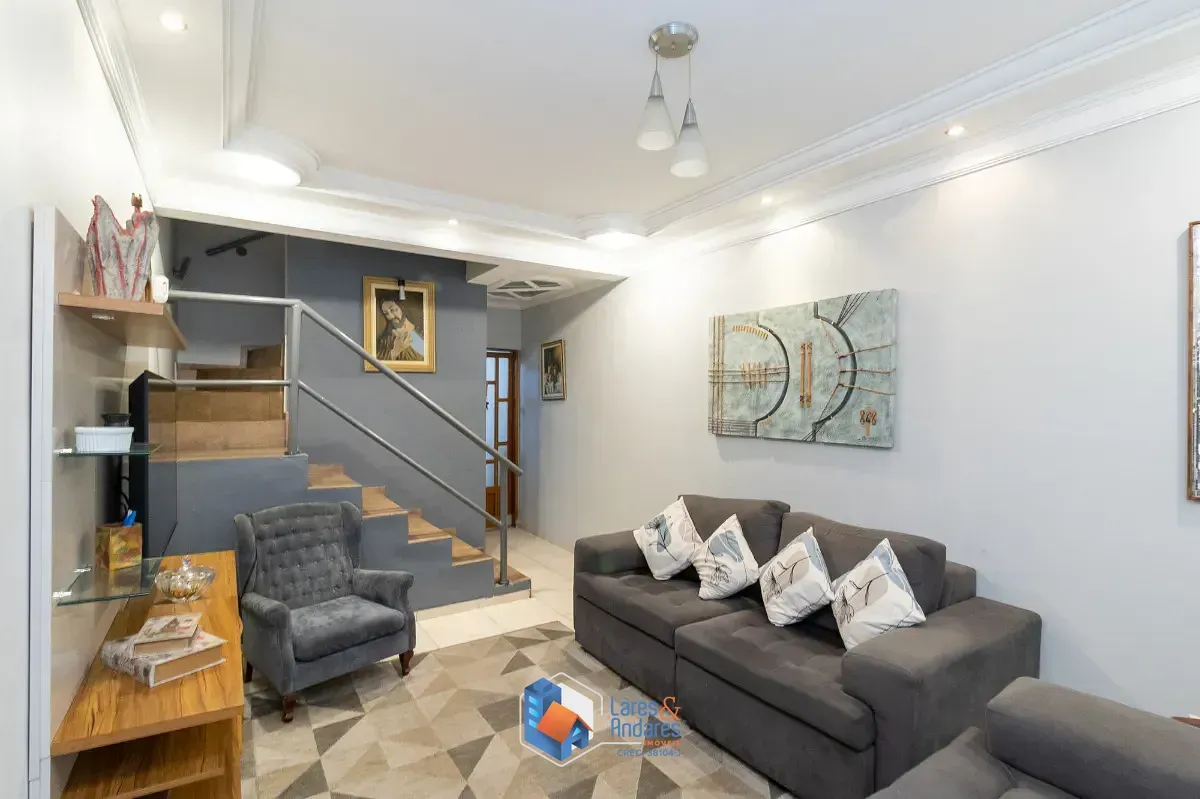 Imagem Sobrado para venda em Vila Marina com 2 quartos, sendo 2 suítes, 180m²