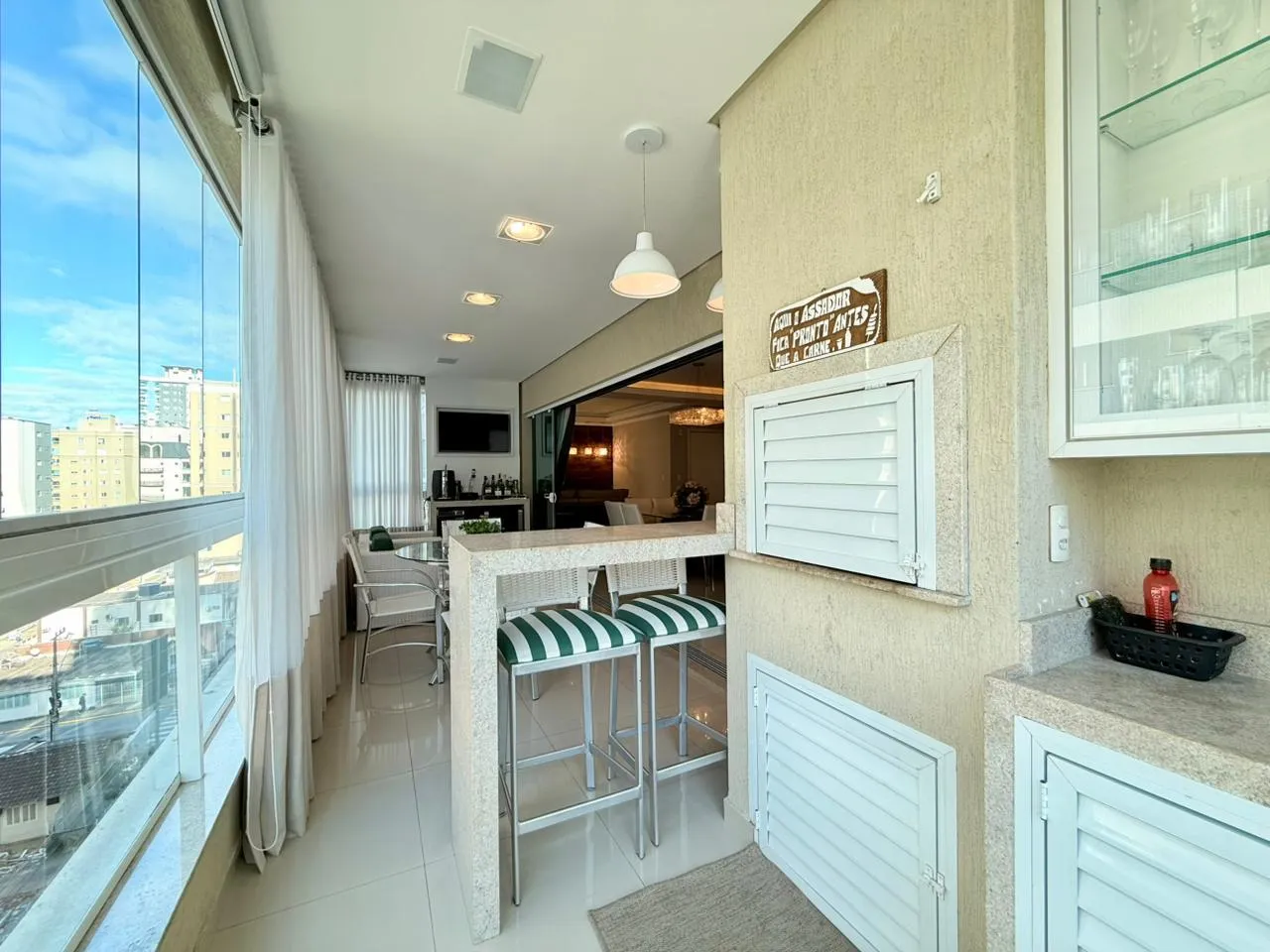 Imagem Apartamento à venda com 150m2 por R$ 1.870.000,00