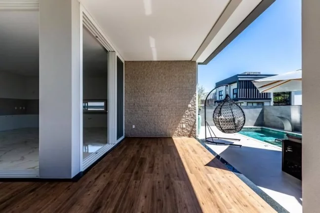 Imagem Casa no Condomínio Caledônia