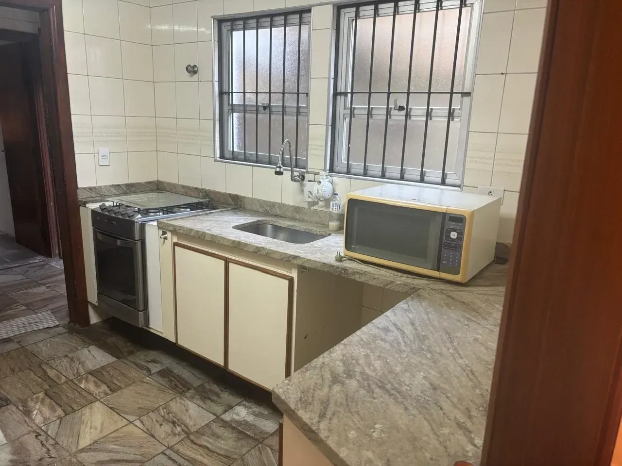 Imagem Casa com 4 Quartos para Alugar, 55 m² em Vila Sônia - São Paulo