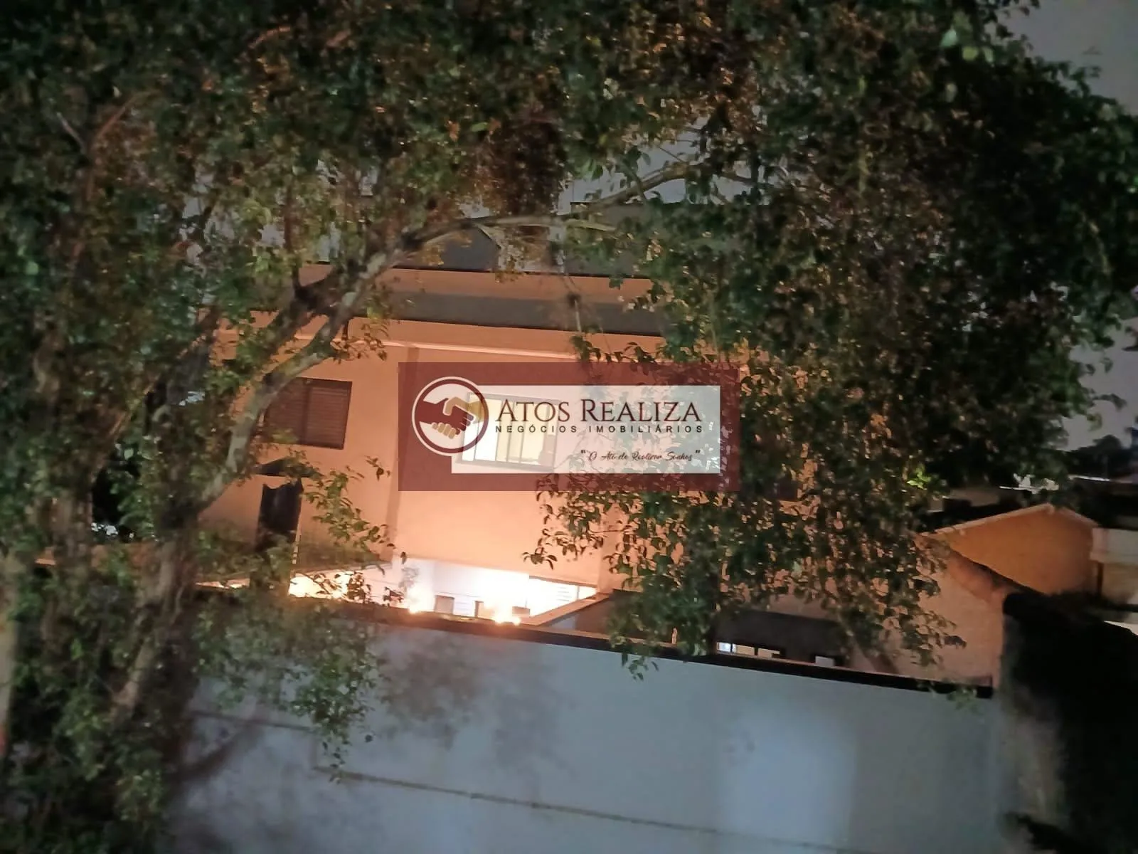 Imagem Sobrado com Edícula à Venda em Jardim Umuarama, SP