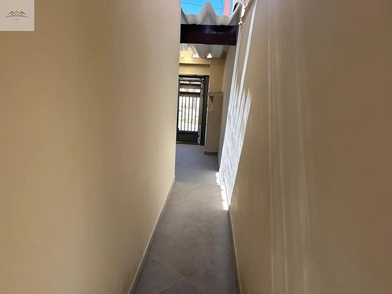 Imagem Sobrado à venda no Pq. Marajoara em Santo André 3 dorm. 2 wc 2 vgs. reformado