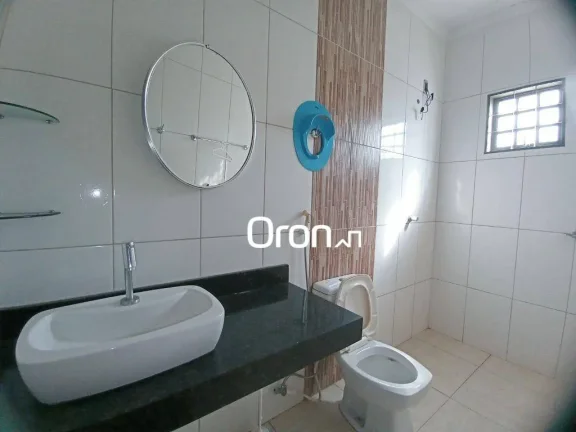 Imagem Sobrado à venda, 290 m² por R$ 750.000,00 - Parque Oeste Industrial - Goiânia/GO