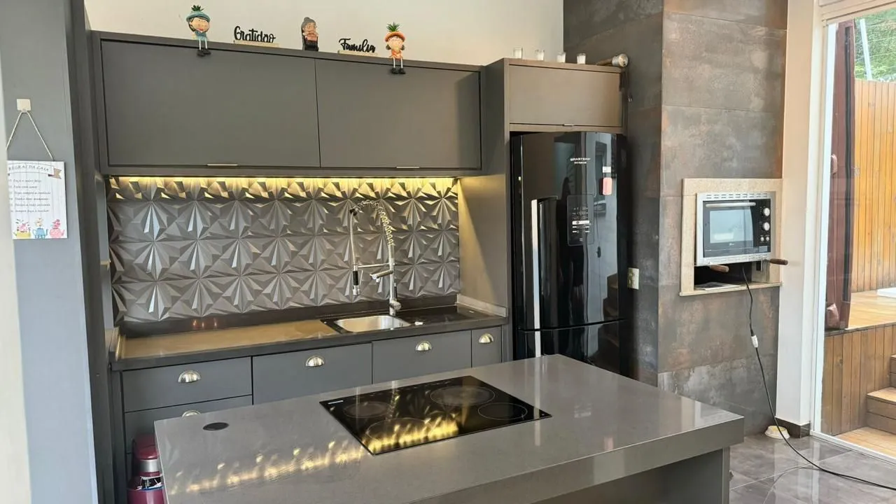 Imagem Casa de Condomínio em Hípica