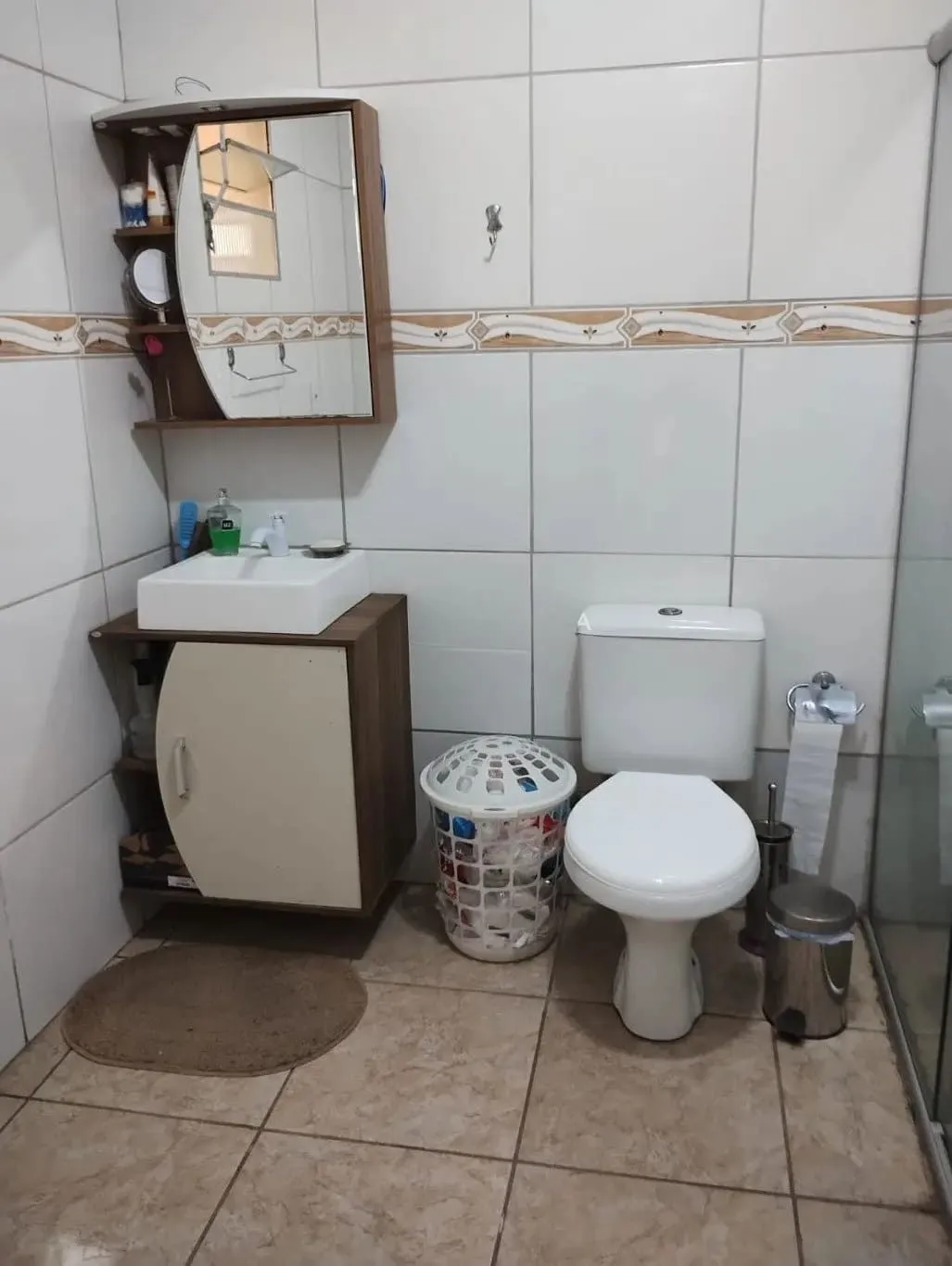 Imagem Casa de 3 dormitórios e 111m² à venda em Jardim Botânico, Porto Alegre.