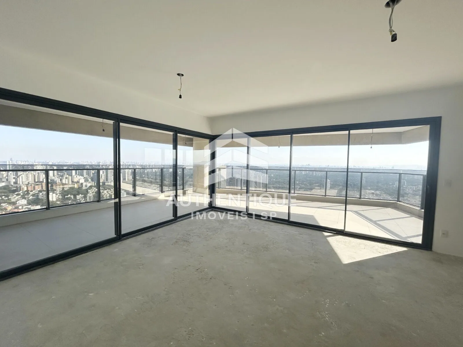 Foto do imóvel HARMONIA DA VILA MADALENA - Apartamento à venda em Rua Senador César Lacerda Vergueiro, 250 - Vila Madalena, São Paulo - SP