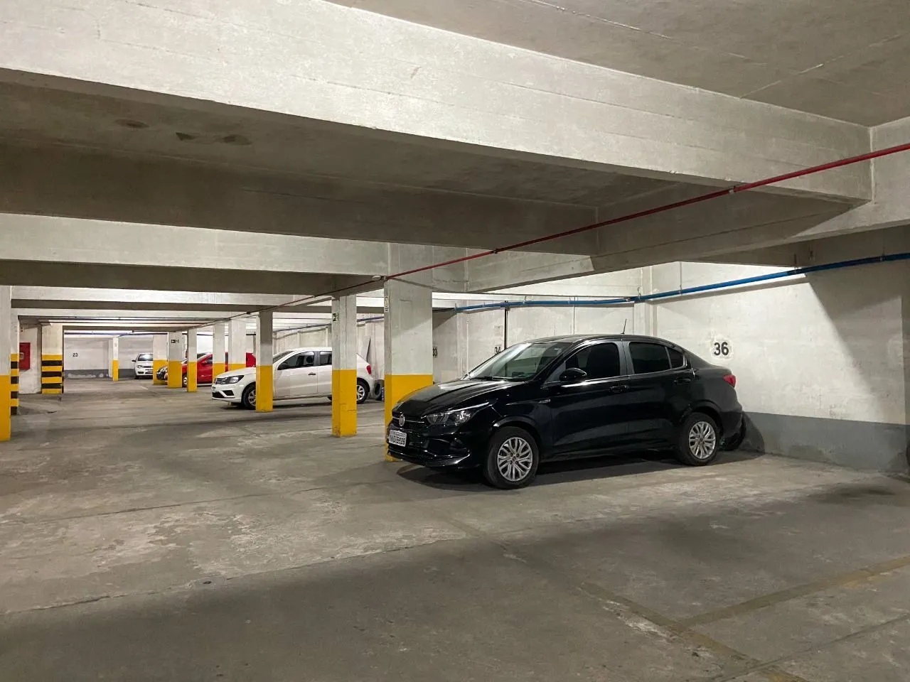 Imagem APARTAMENTO DE FRENTE, 1 DORMITÓRIO COM VAGA DE GARAGEM NA DUQUE