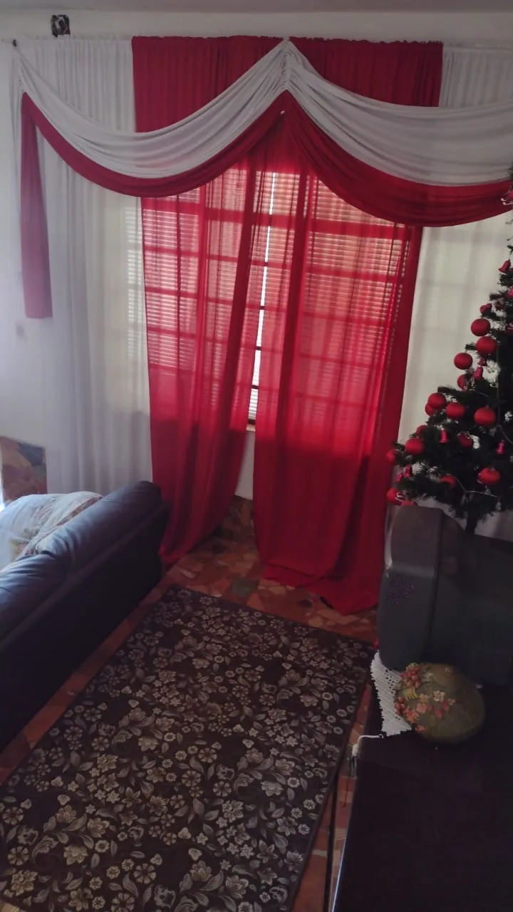 Imagem Chácara à venda em Araçoiaba da Serra-SP, bairro Aquarius: 3 quartos, 1 sala, 2 banheiros, 1 vaga de garagem, 343,08m².