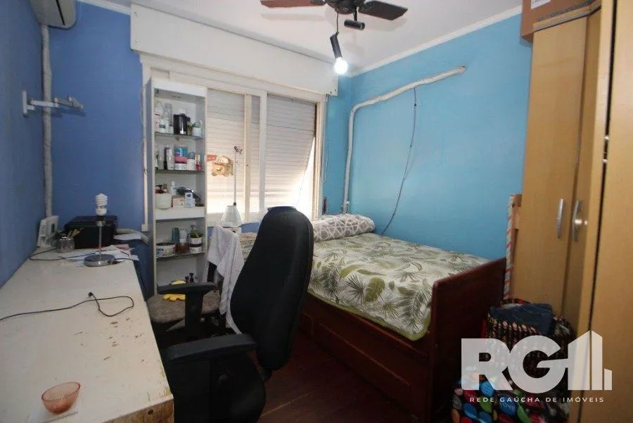 Imagem Amplo apartamento com 92m² privativos e 3 dormitórios, próximo a Sicredi na Av. Assis Brasil.