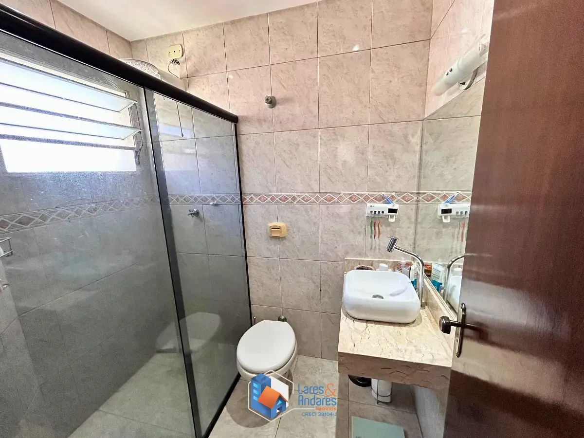 Imagem Sobrado para venda em Jardim Triana com 3 quartos, sendo 1 suíte, 102m²