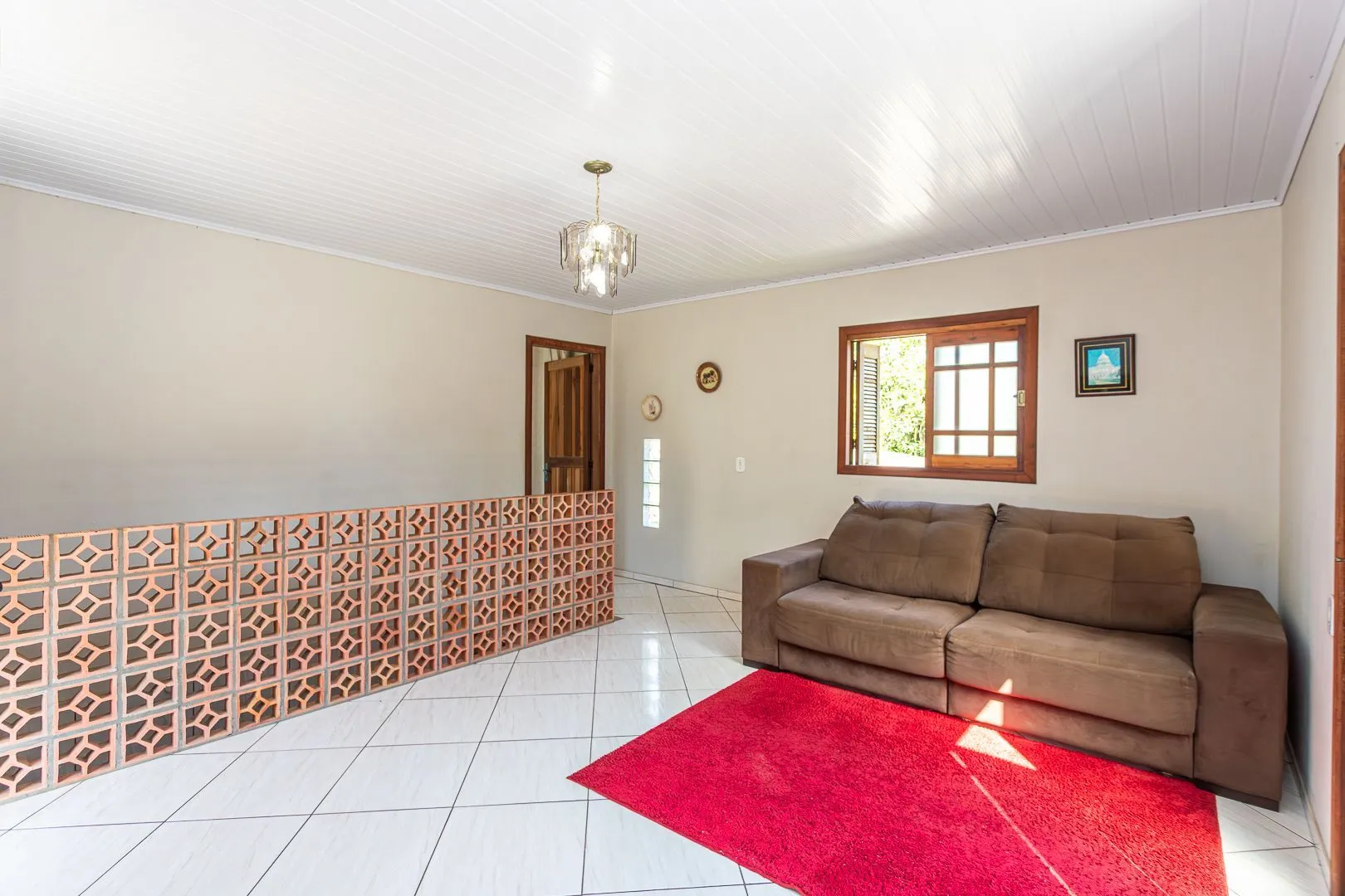 Imagem Casa sobrado em Viamão com loja e apartamento