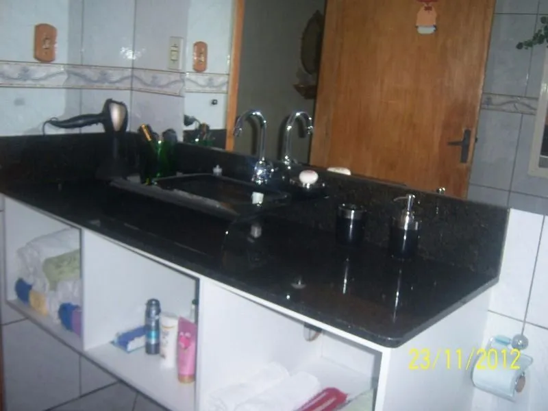 Imagem Casa para Venda - 150m², 2 dormitórios, 5 vagas - Ponta Grossa