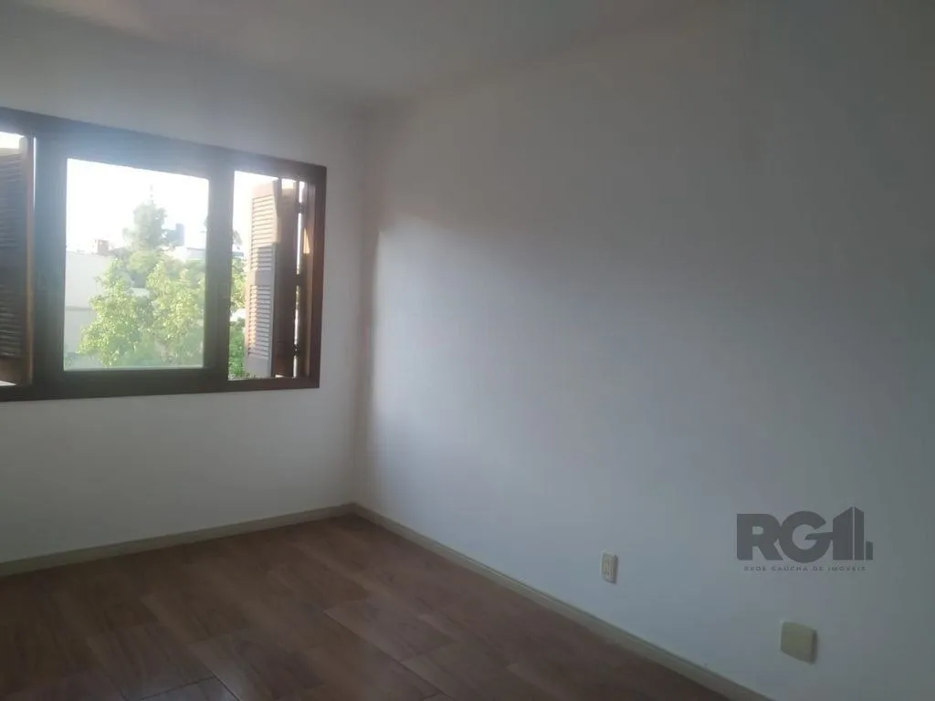 Imagem Excelente DUPLEX de 90m² com 2 dormitórios e 2 vagas.
