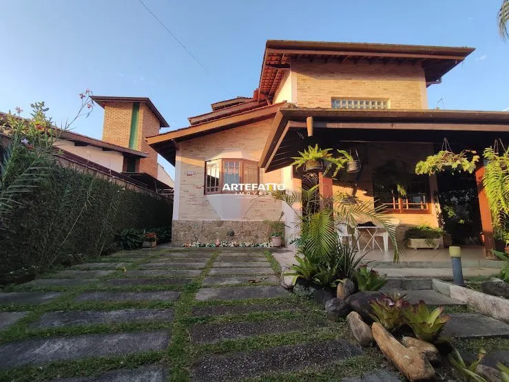 Imagem Casa à venda em Ubatuba, Praia Grande, com 5 quartos, 213m2