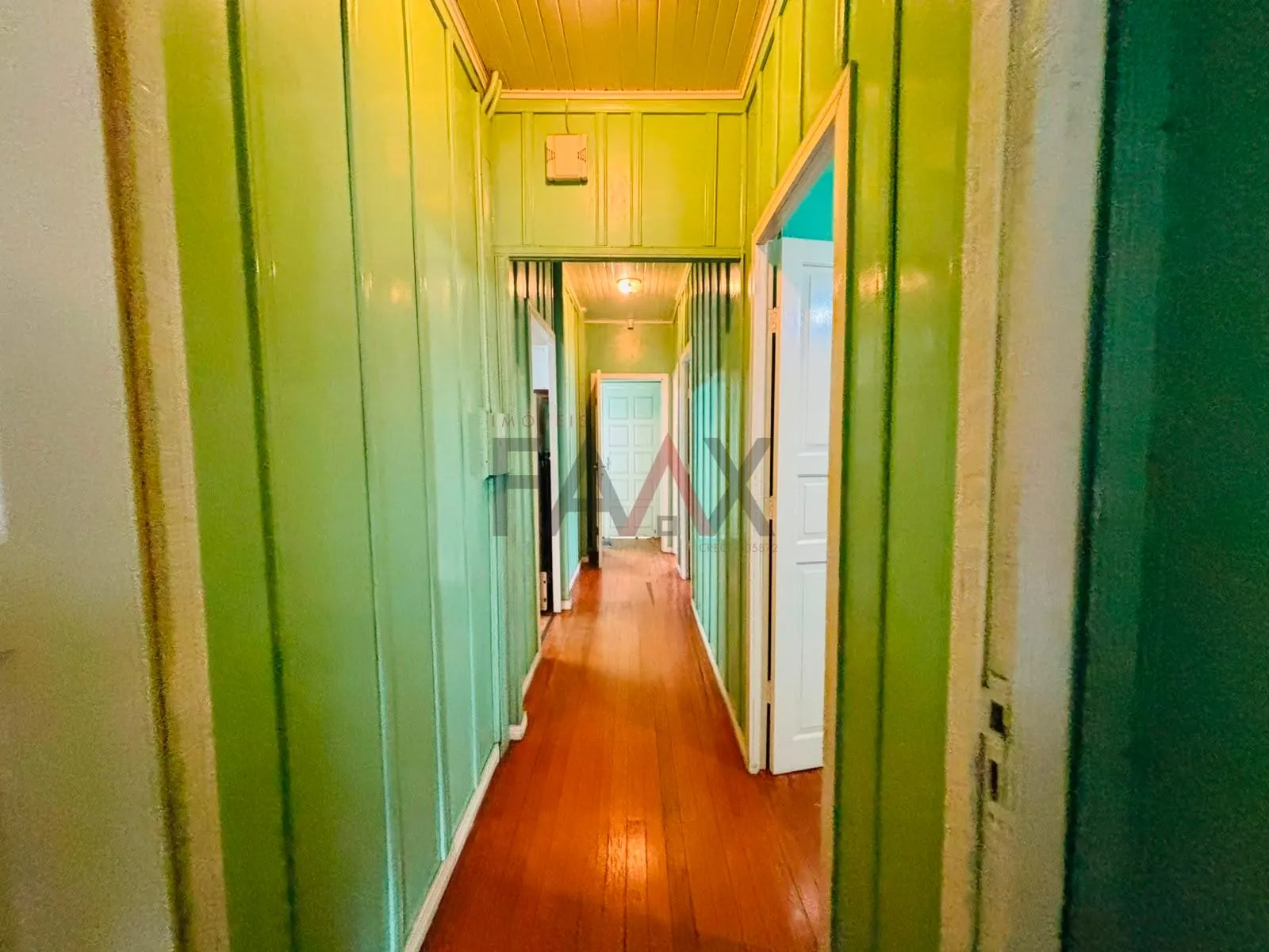 Imagem Casa à venda, residencial ou comercial com 319.00 m², CENTRO, GUARAPUAVA - PR