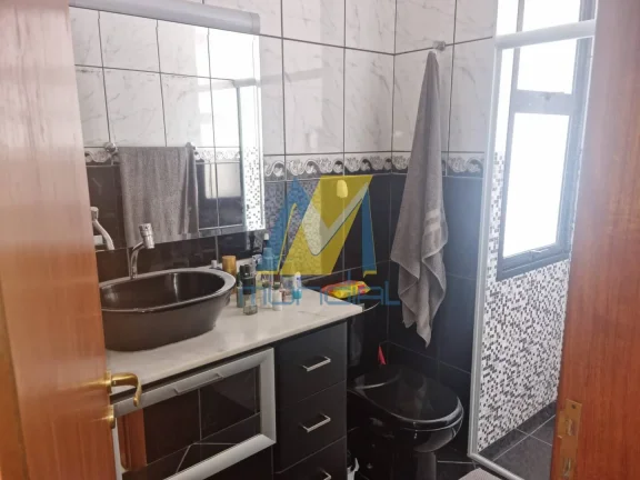 Imagem Apartamento Espaçoso à Venda no Edifício Ana Carolina - Santo André