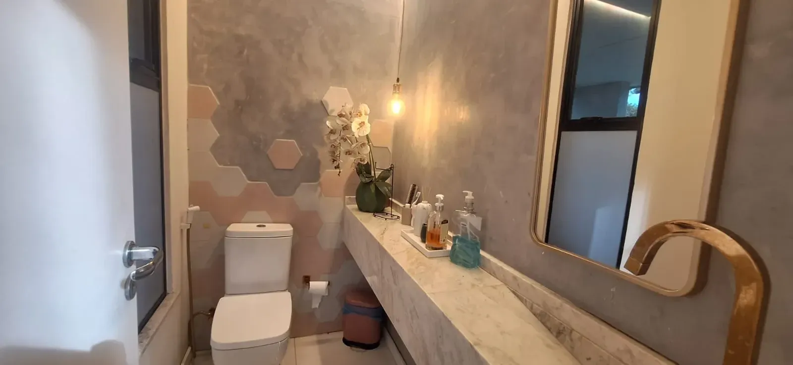Imagem Casa de Condomínio com 3 Quartos à Venda, 420 m² em PIRES FAÇANHA - EUSEBIO