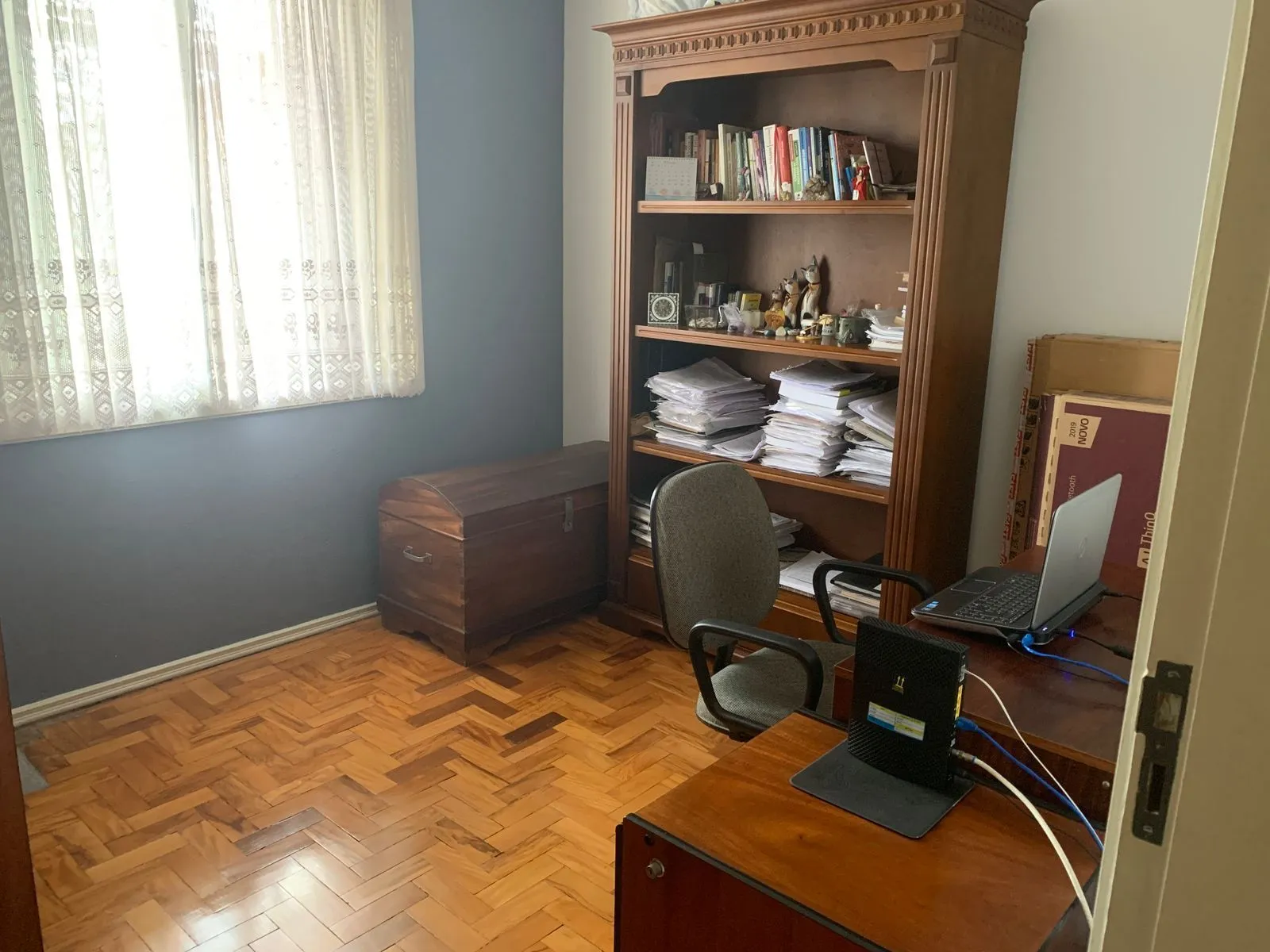 Imagem Apartamento 3 dormitórios com 2 banheiros e garagem no Menino Deus