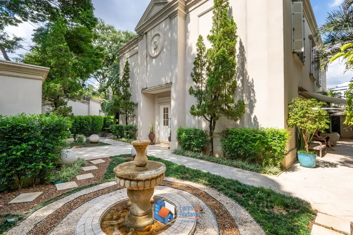 Imagem Casa para venda em Alto de Pinheiros com 5 quartos, sendo 5 suítes, 584m²
