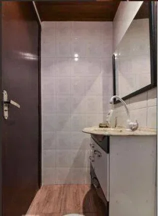 Imagem Casa Maravilhosa 250 m² 4 Dormitórios 5 Vagas de garagens