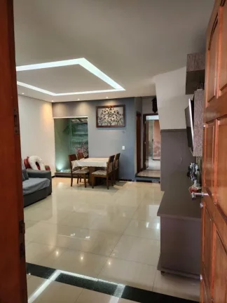 Imagem Casa para Venda em Contagem / MG no bairro Cabral