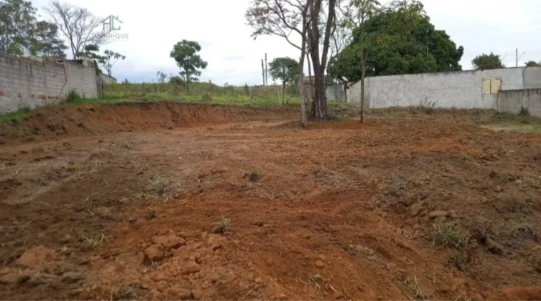 Imagem Terreno no Jardim Shangrilá, com fácil acesso e ótima oportunidade