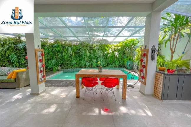 Imagem Casa Alto Padrão à Venda Na Vila Mariana Com 3 Suítes, 3 Vagas, Piscina Aquecida e Espaço Gourmet