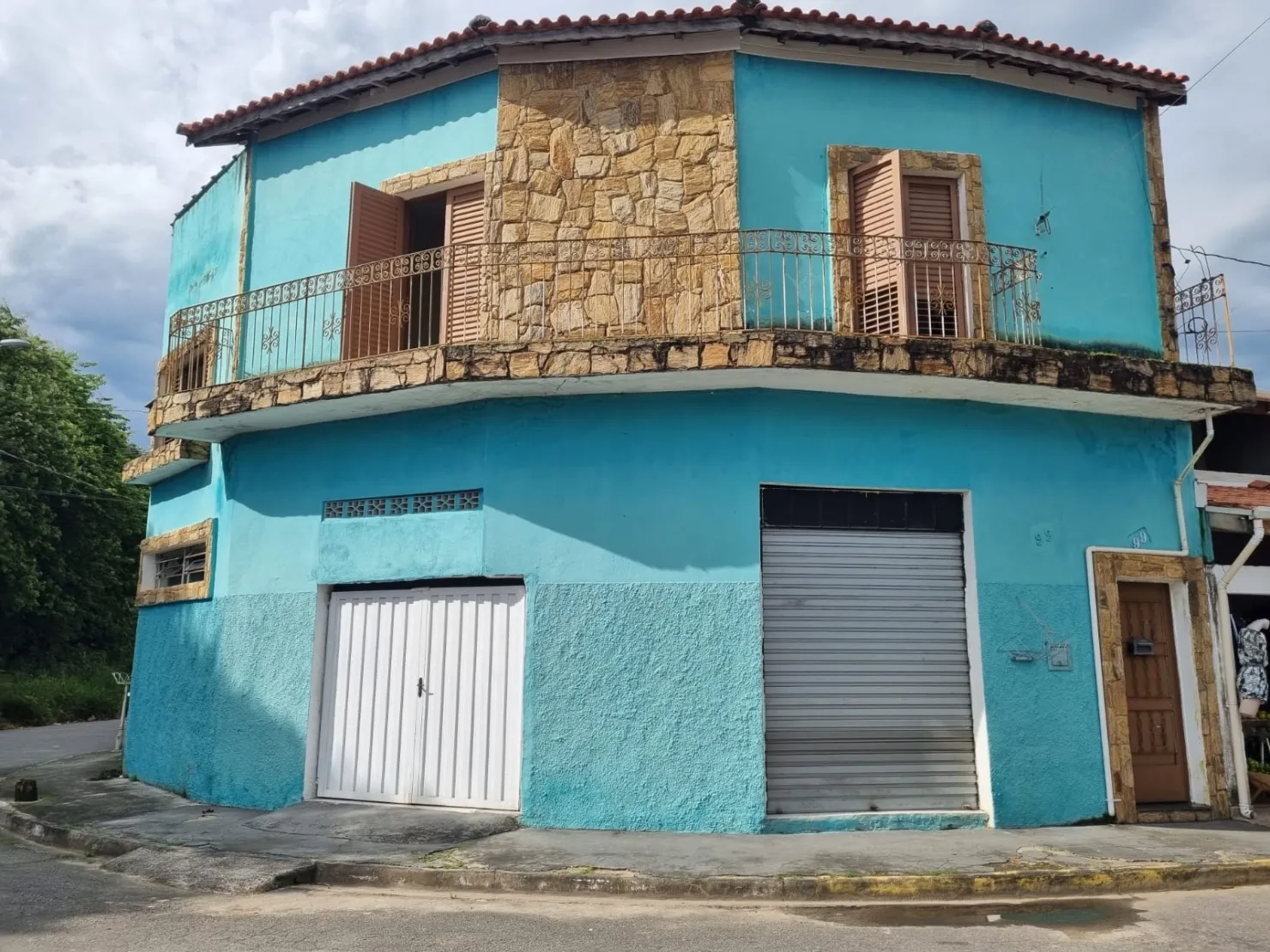 Imagem Casa à venda 5 Quartos, 2 Suites, 3 Vagas, 170.9M², Jardim Esperança, Guaratinguetá - SP