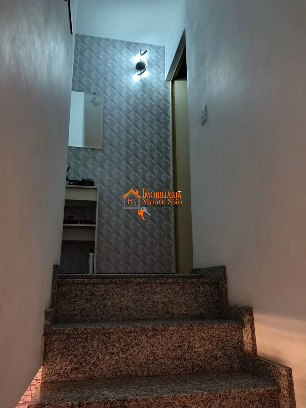 Imagem Sobrado com 2 dormitórios, 77 m² - venda por R$ 371.000,00 ou aluguel por R$ 2.902,00/mês - Jardim Adriana - Guarulhos/SP