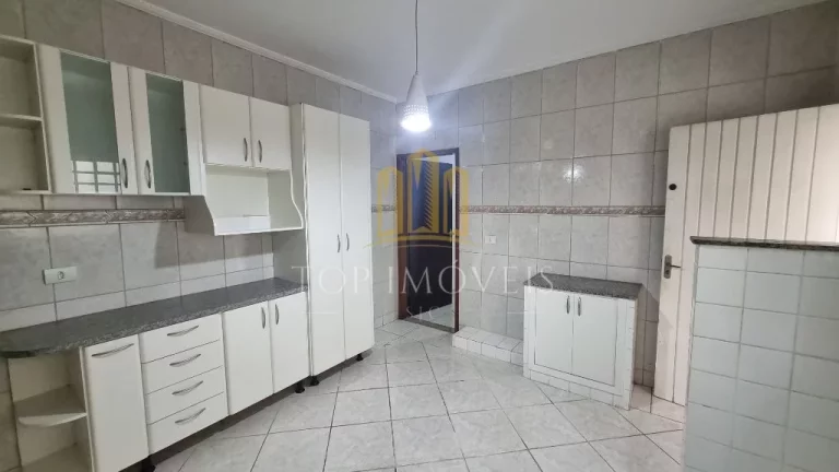 Imagem maravilhoso sobrado três dormitórios com espaço gourmet no Jd das industrias
