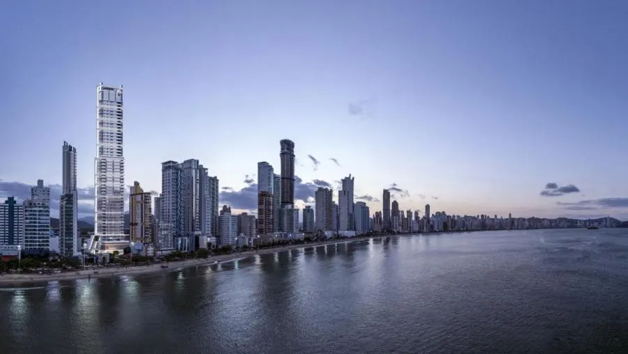 Imagem Apartamento Quadra Mar para Venda em Balneário Camboriú, CENTRO, 4 dormitórios, 4 suítes, 6 banheiros, 4 vagas