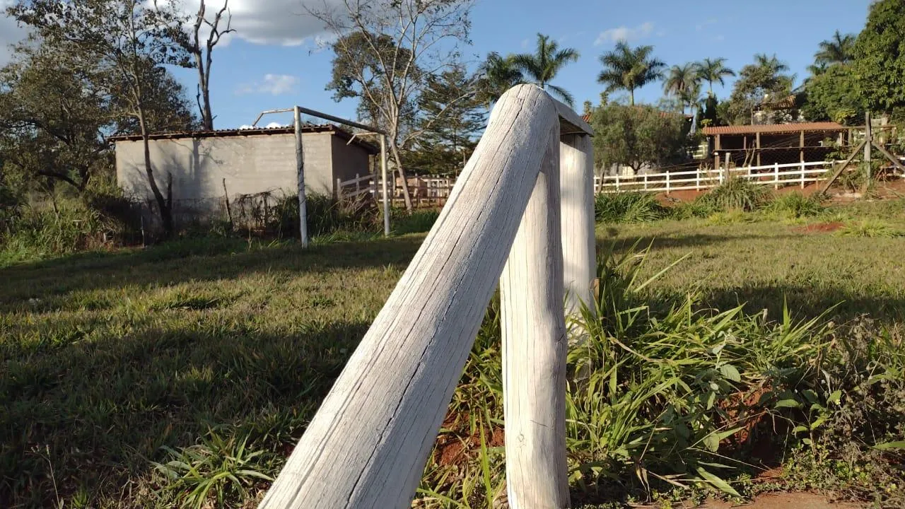 Imagem Vendo um ótimo sítio em Esmeraldas/MG ,com 8.000 m² de terreno