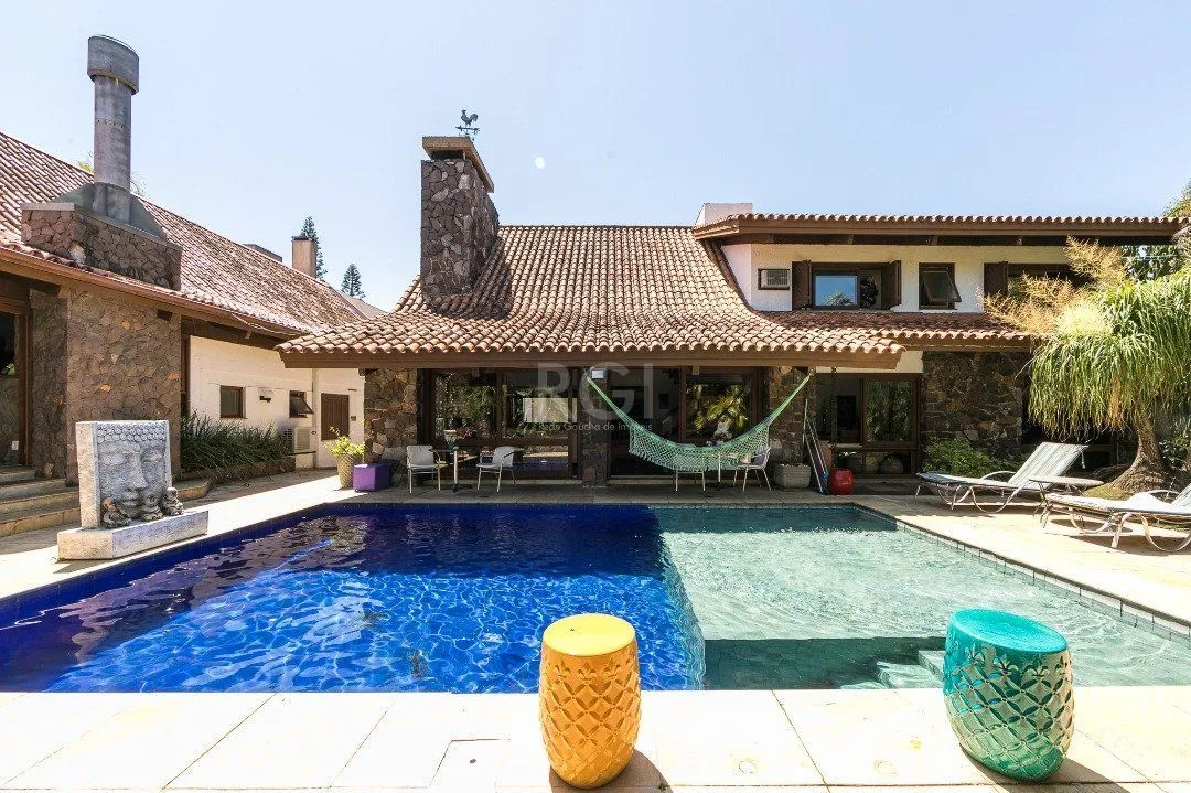 Imagem Casa para Venda - 370m², 5 dormitórios, sendo 2 suites, 7 vagas - Vila Assunção