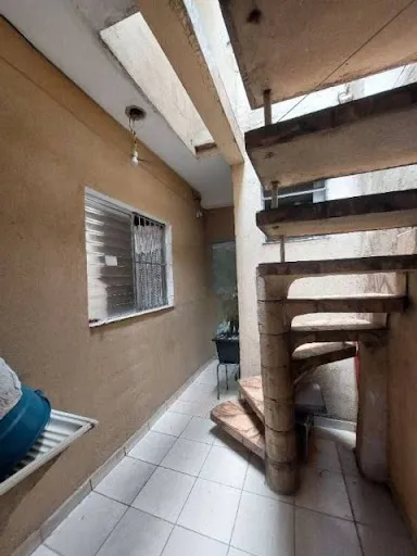 Imagem Sobrado com 10 dormitórios à venda, 300 m² por R$ 900.000,00 - Jardim Ottawa - Guarulhos/SP