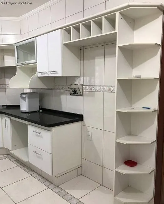 Imagem Casa Terra de 774m² com 2 Quartos e 2 banheiros à Venda no Jardim do Sol - SOROCABA/SP