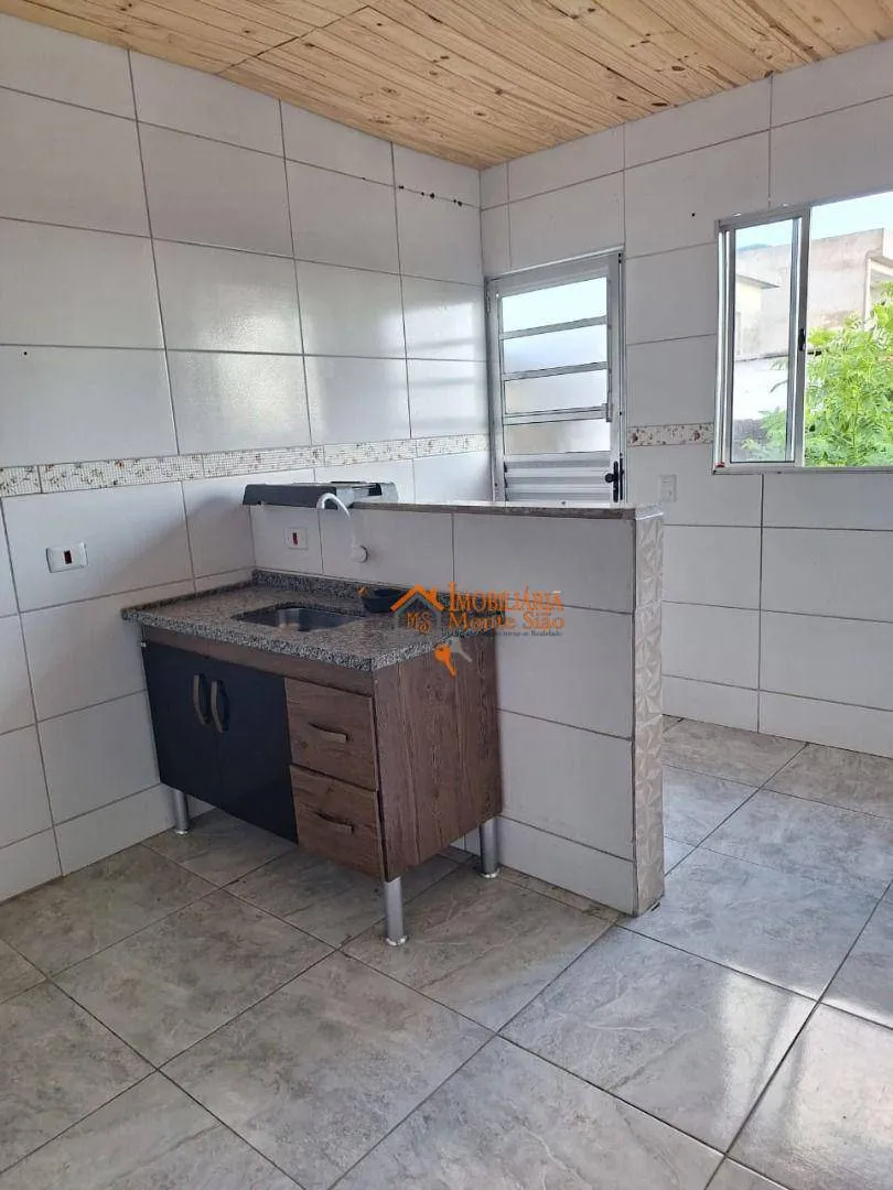 Imagem Casa com 4 dormitórios à venda, 140 m² por R$ 320.000,00 - Jardim dos Pimentas - Guarulhos/SP