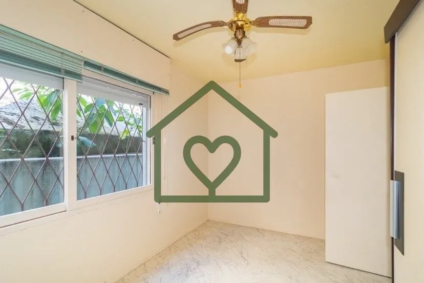 Imagem Apartamento de 2 dormitórios no bairro Petrópolis, em Porto Alegre, com 60m² privativos e excelen...