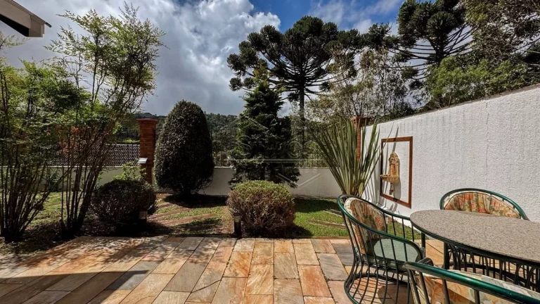 Imagem Casa em condomínio - Campos do Jordão