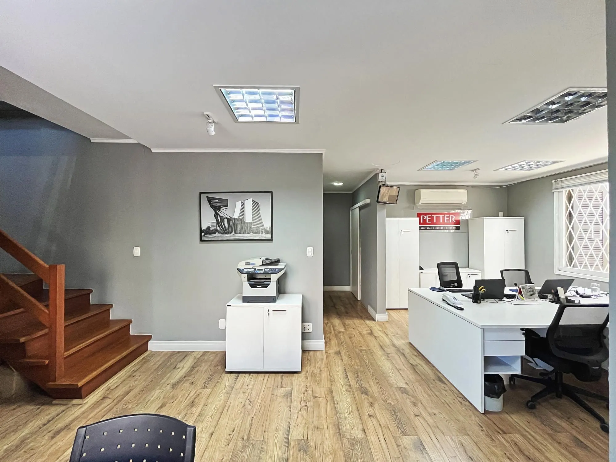 Imagem Excelente Casa comercial para comprar com 250m² na Avenida Palmeira