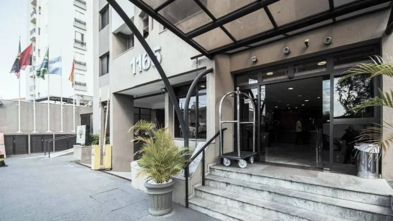 Imagem Flat disponível para locação no Hotel Premium Flats Berrini no Brooklin, com 30m², 1 dormitório e 1 vaga