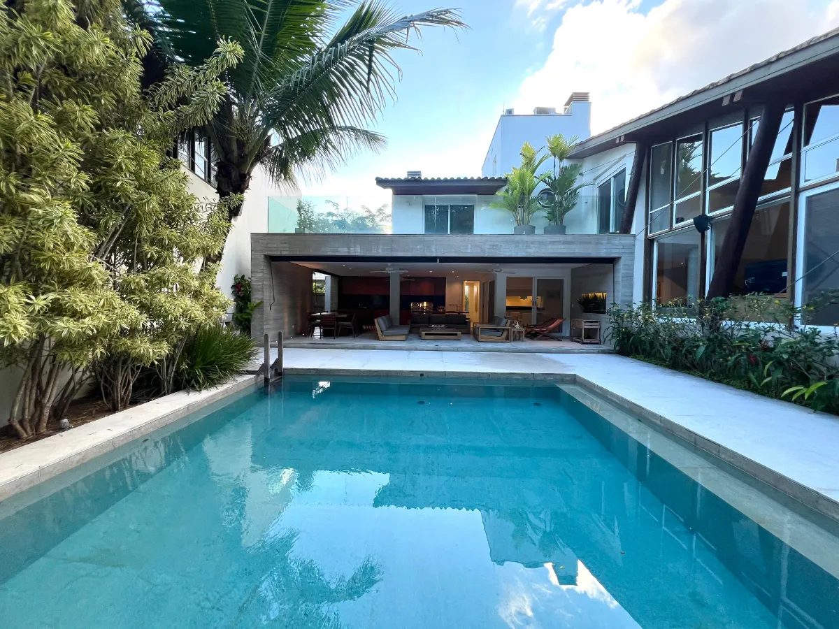 Imagem Casa no condomínio Condomínio Nautilus para venda com 5 quartos, sendo 5 suítes, 479m2