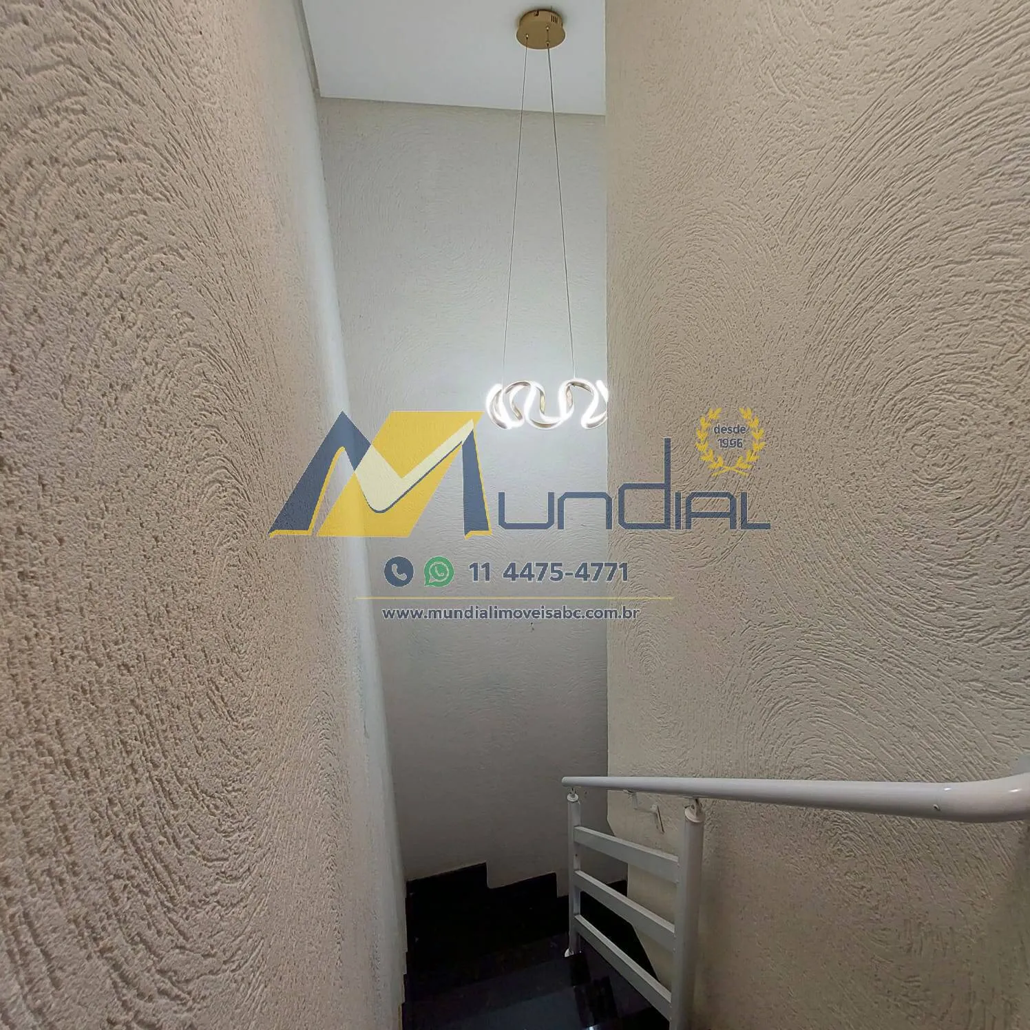 Imagem Cobertura sem Condomínio à Venda no Campestre com 3 Dormitórios