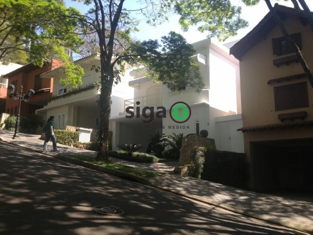 Imagem CASA DE ALTO PADRÃO NO MORUMBI | SOFISTICAÇÃO, ESPAÇO E LOCALIZAÇÃO ESTRATÉGICA