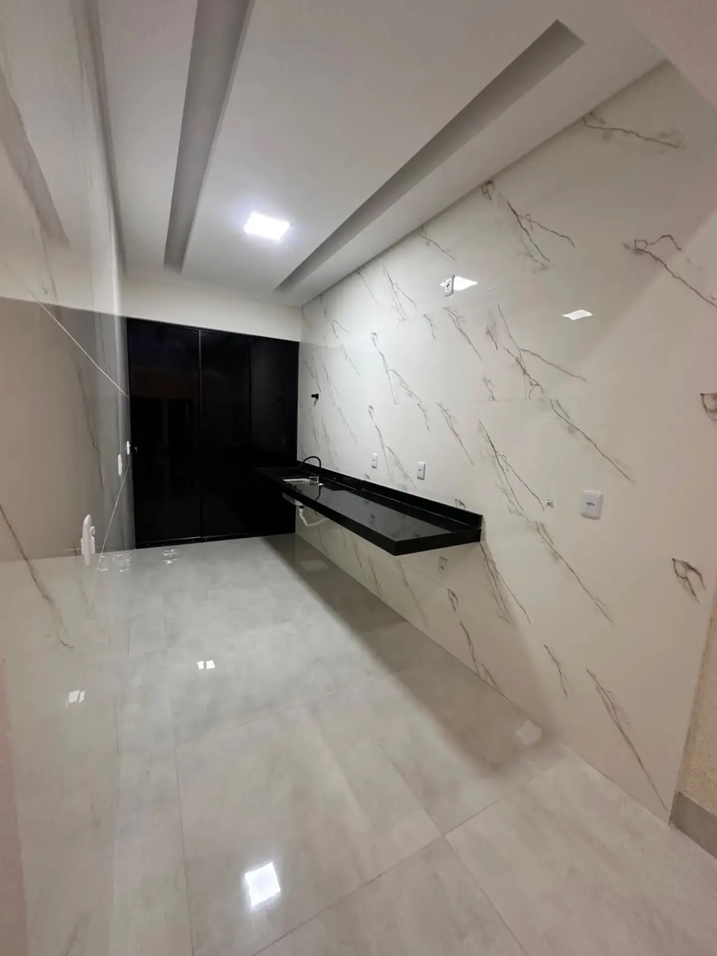 Imagem Casa 3/4 Sendo 1 Suite No Solar Bouganville