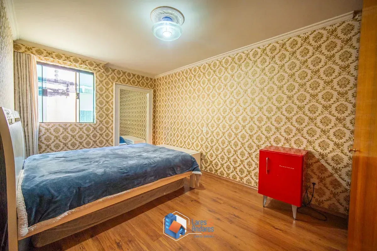 Imagem Sobrado para venda em Sumaré com 4 quartos, sendo 4 suítes, 380m²